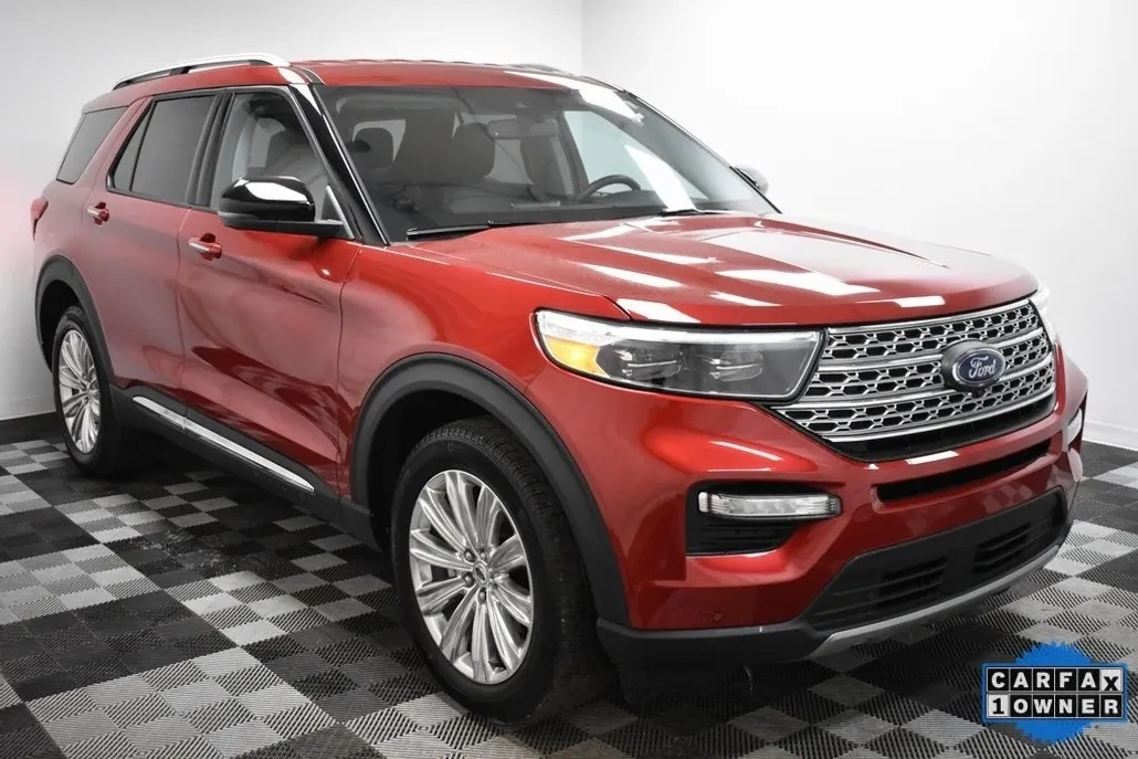 2022 Ford Explorer Limited photo 1