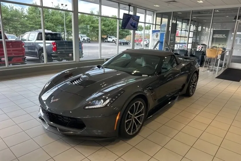 2017 Chevrolet Corvette Grand Sport 2LT photo 1