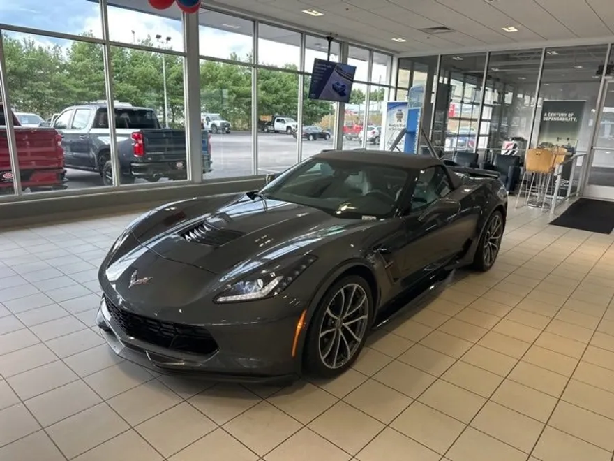 2017 Chevrolet Corvette Grand Sport 2LT photo 1