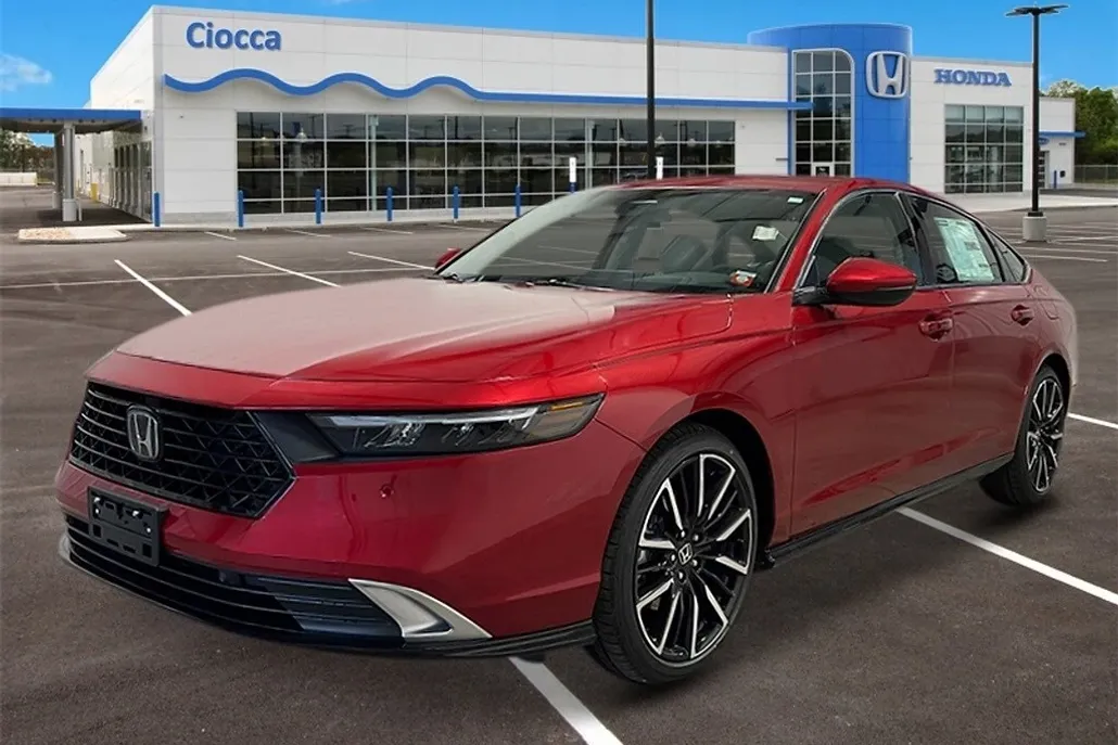 2025 Honda Accord Hybrid Touring photo 1