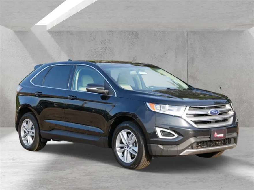 2015 Ford Edge SEL photo 1
