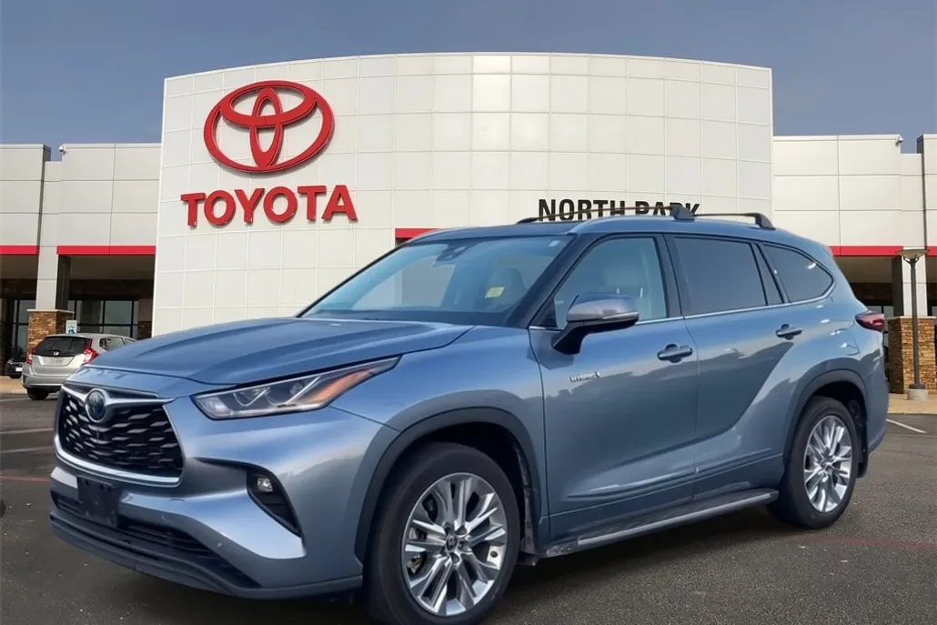 2021 Toyota Highlander Hybrid Limited photo 1