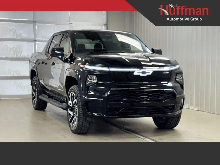 2024 Chevrolet Silverado EV RST photo 1