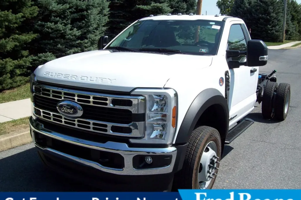 2024 Ford F-550 XL photo 1