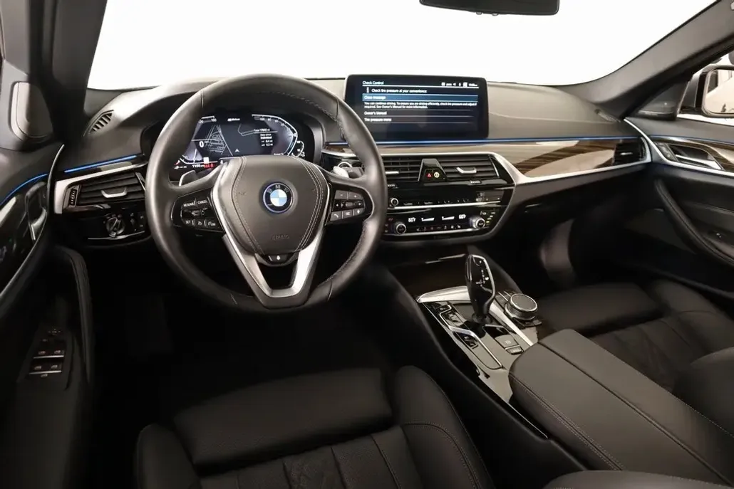 2023 Bmw 530e 5-Series photo 1