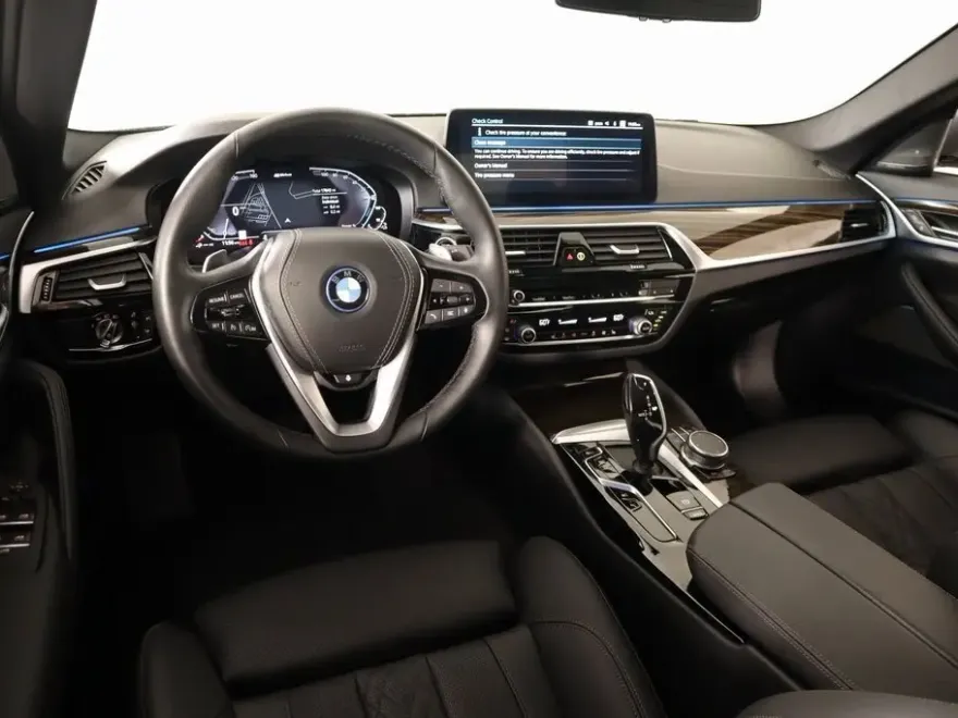 2023 Bmw 530e 5-Series photo 1