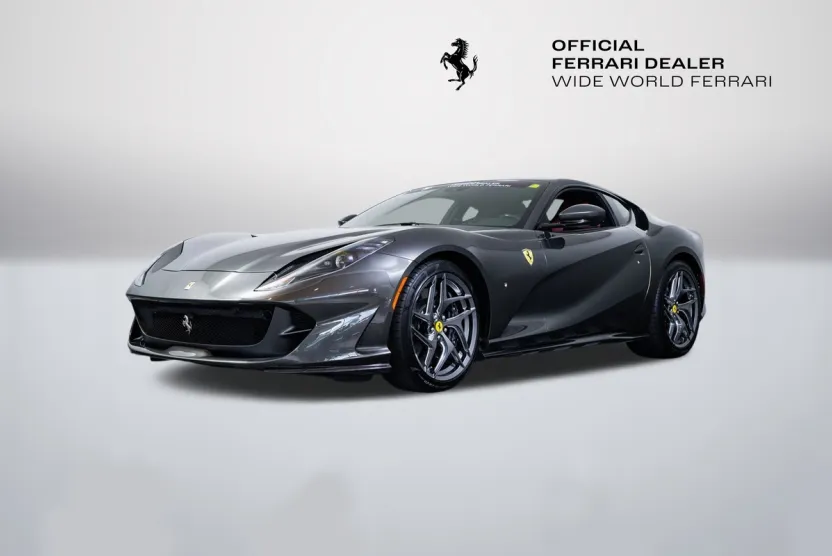 2020 Ferrari 812 Superfast Base photo 1