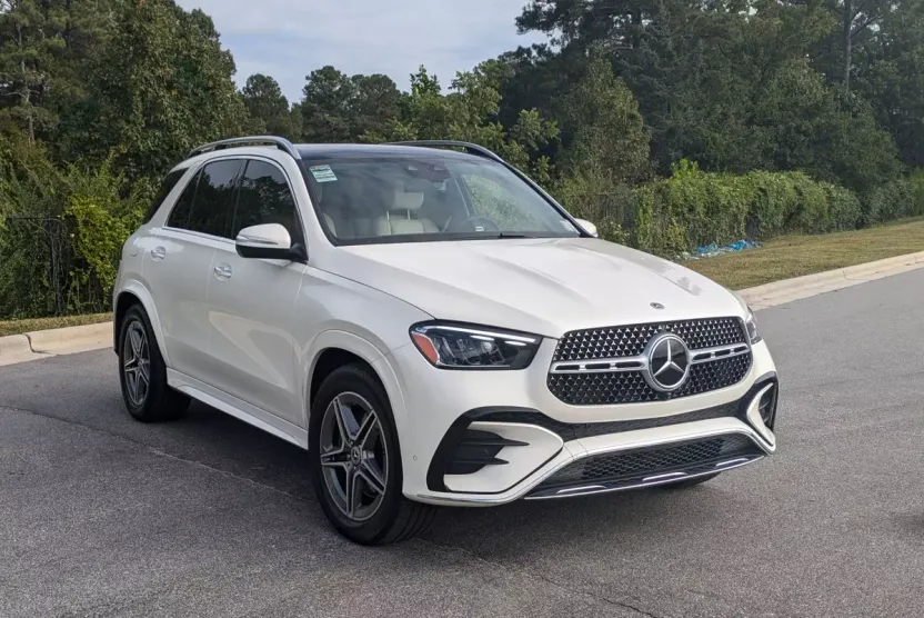 2024 Mercedes Benz GLE 450 photo 1