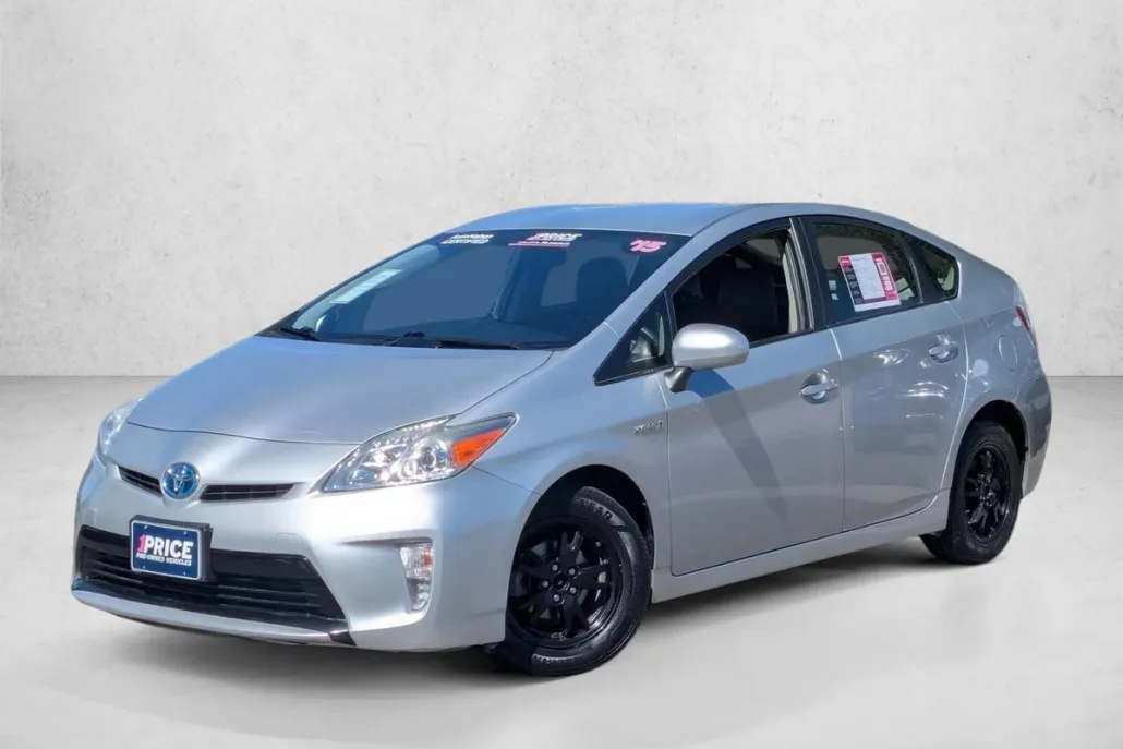 2015 Toyota Prius Two SE photo 1
