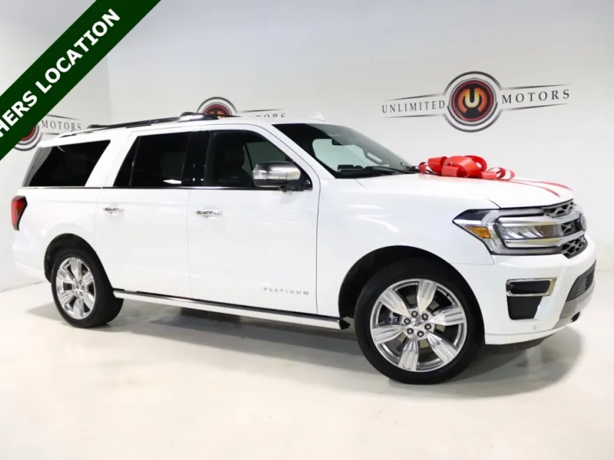2023 Ford Expedition MAX Platinum photo 1