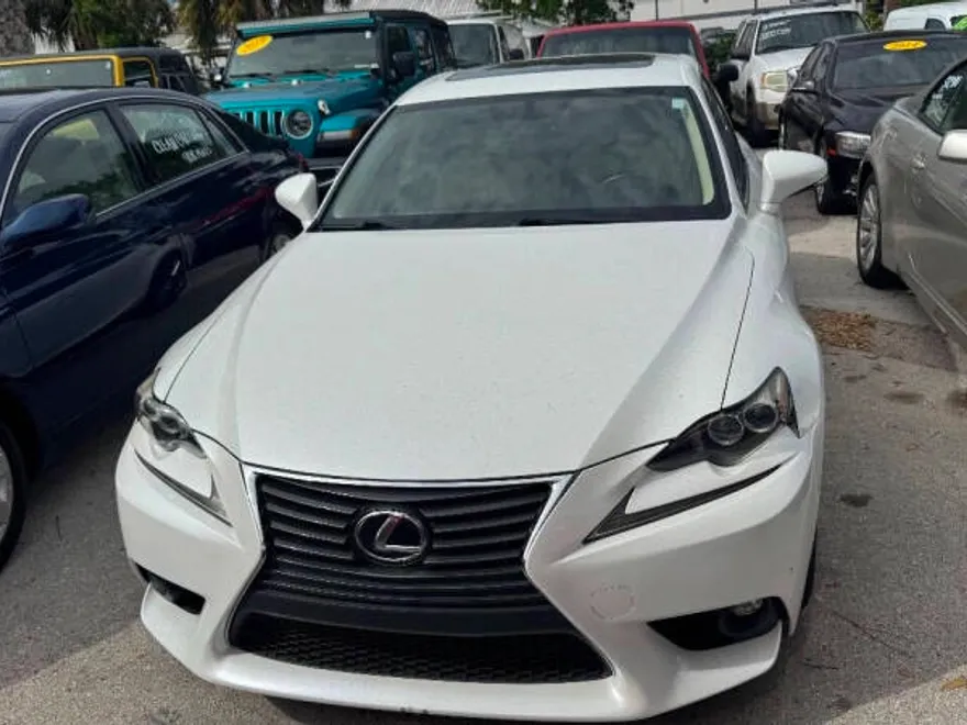 2015 Lexus IS 250 photo 1