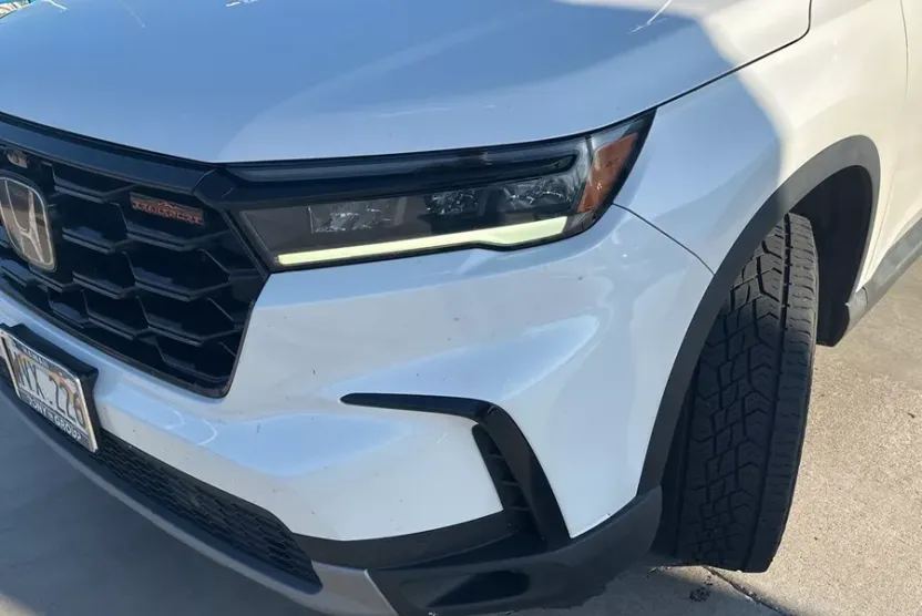 2023 Honda Pilot TrailSport photo 1