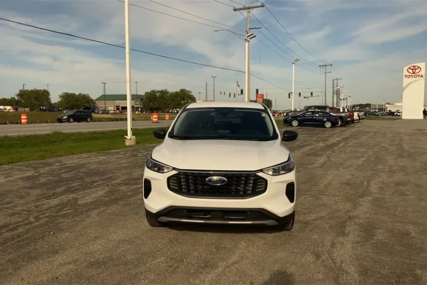 2025 Ford Escape Active photo 1