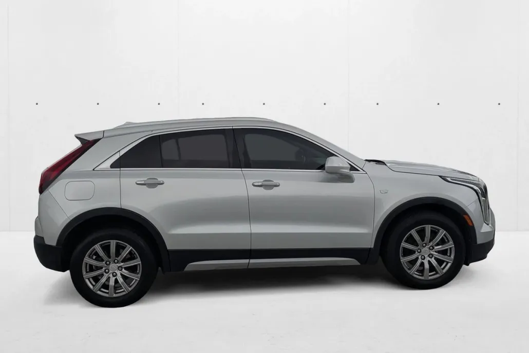 2020 Cadillac XT4 Premium Luxury photo 1