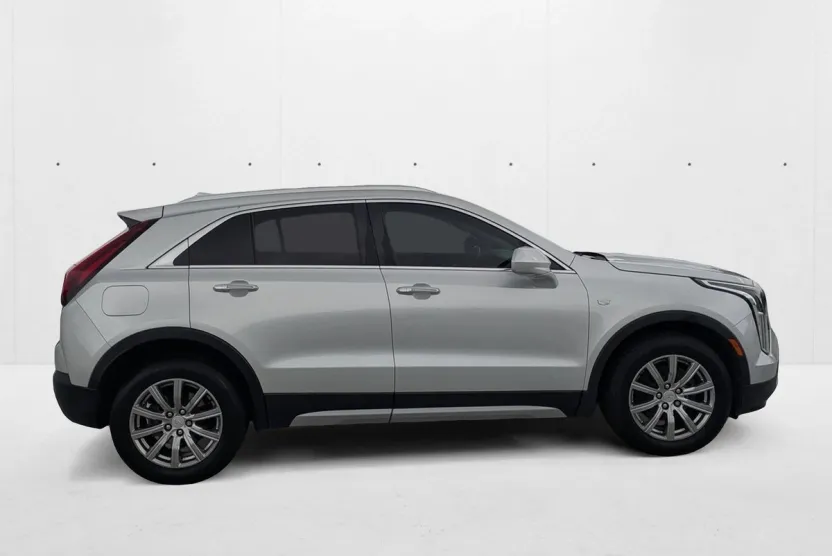 2020 Cadillac XT4 Premium Luxury photo 1