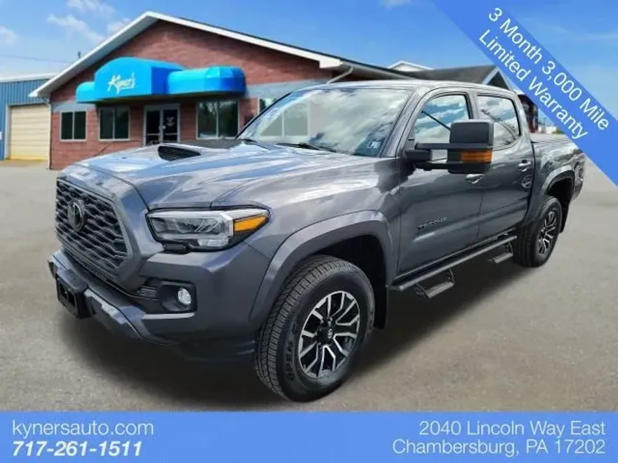 2023 Toyota Tacoma TRD Sport photo 1