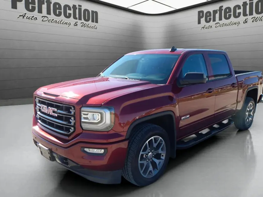 2017 Gmc Sierra 1500 SLT photo 1