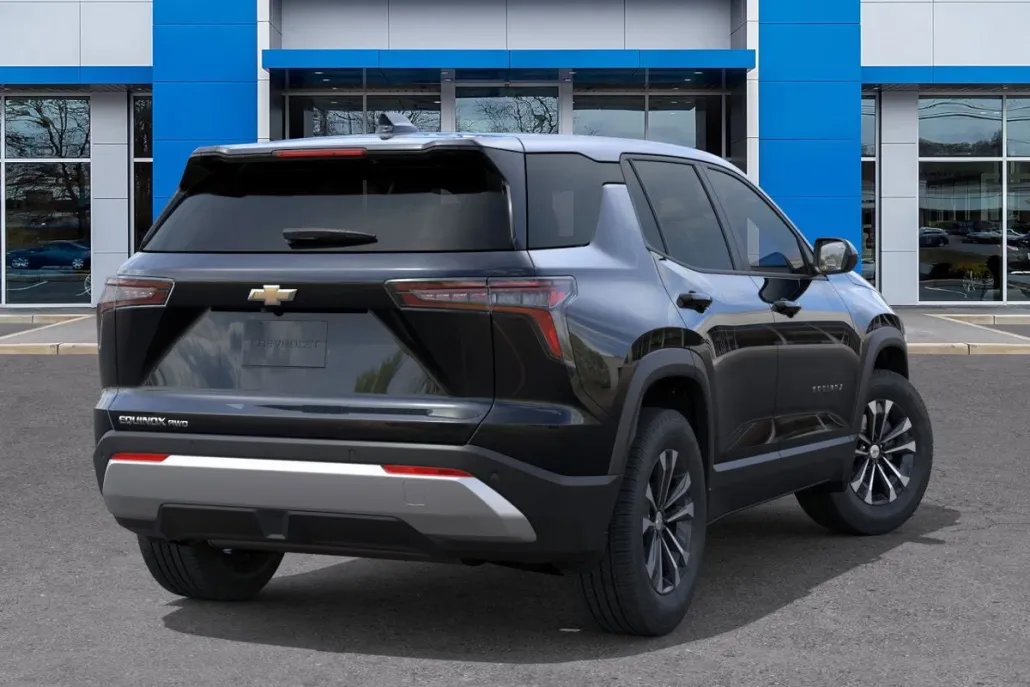 2026 Chevrolet Equinox LT photo 1