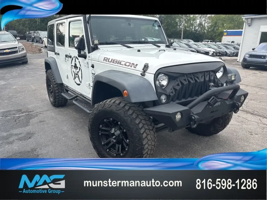 2015 Jeep Wrangler Unlimited Rubicon photo 1