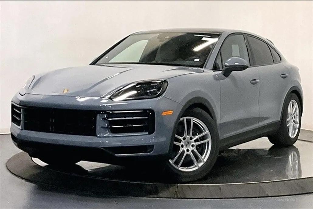 2026 Porsche Cayenne Coupe photo 1