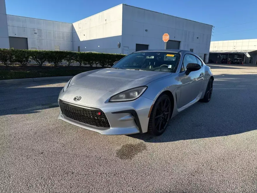 2025 Toyota GR86 Premium photo 1