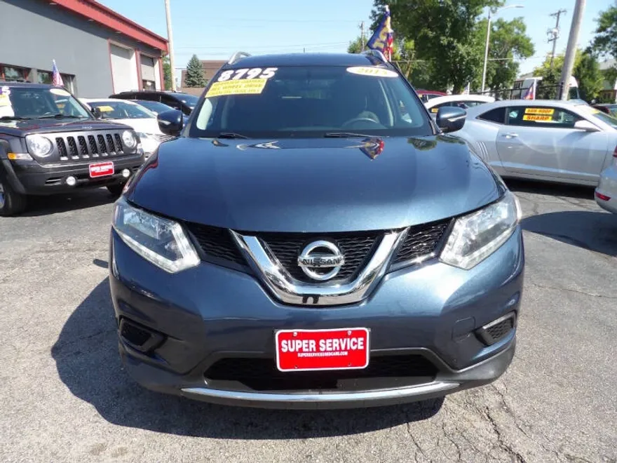2015 Nissan Rogue S photo 1