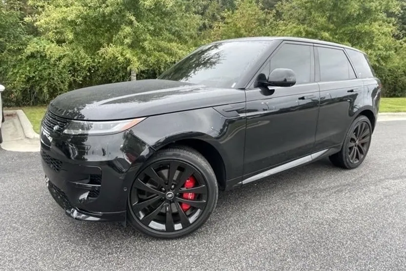 2025 Land Rover Range Rover Sport SE photo 1