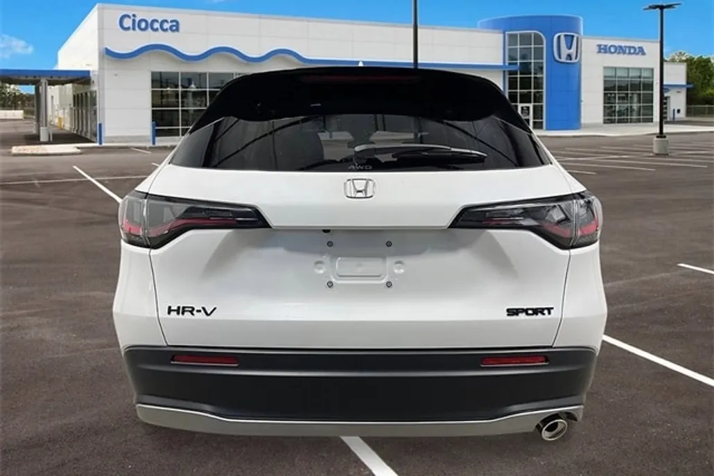 2026 Honda HR-V Sport photo 1