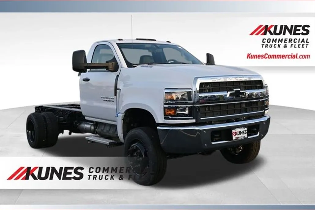 2024 Chevrolet Silverado 4500HD Work Truck photo 1