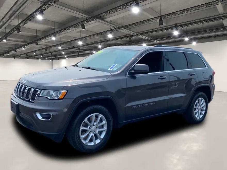 2021 Jeep Grand Cherokee Laredo E photo 1