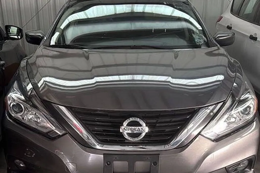 2018 Nissan Sentra S photo 1