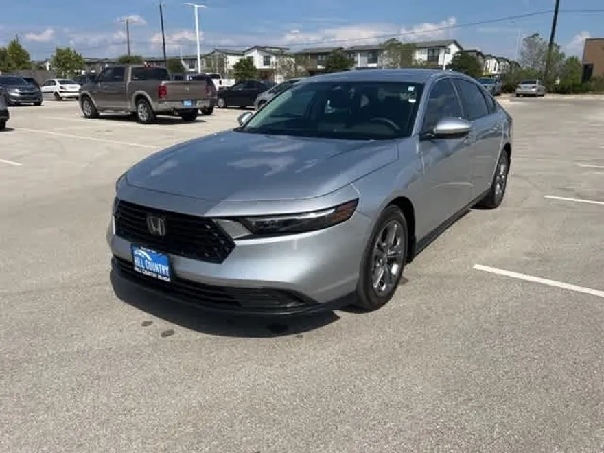 2024 Honda Accord LX photo 1