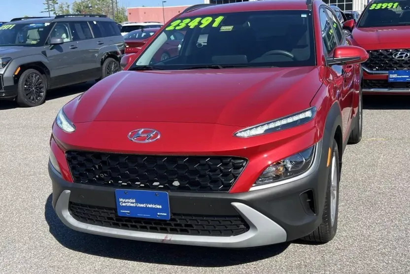 2023 Hyundai Kona SEL photo 1