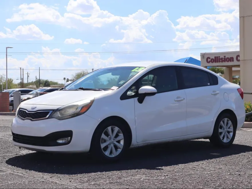 2013 Kia Rio EX photo 1