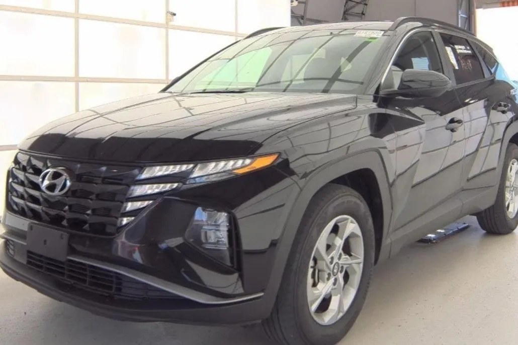 2024 Hyundai Tucson SEL photo 1