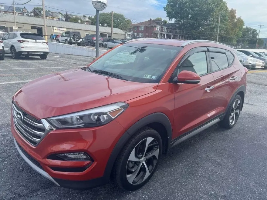 2017 Hyundai Tucson Limited photo 1