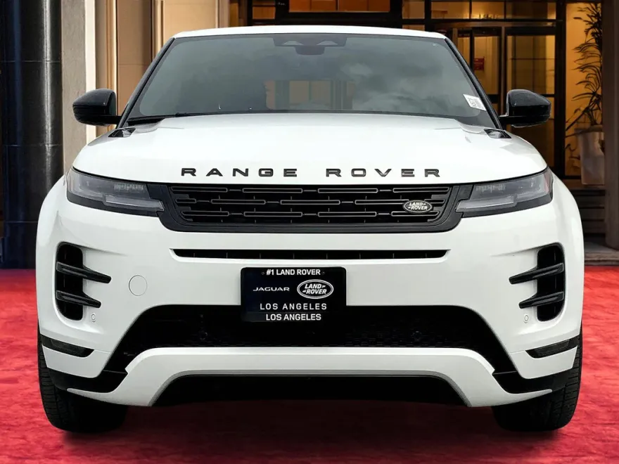 2024 Land Rover Range Rover Evoque Dynamic SE photo 1