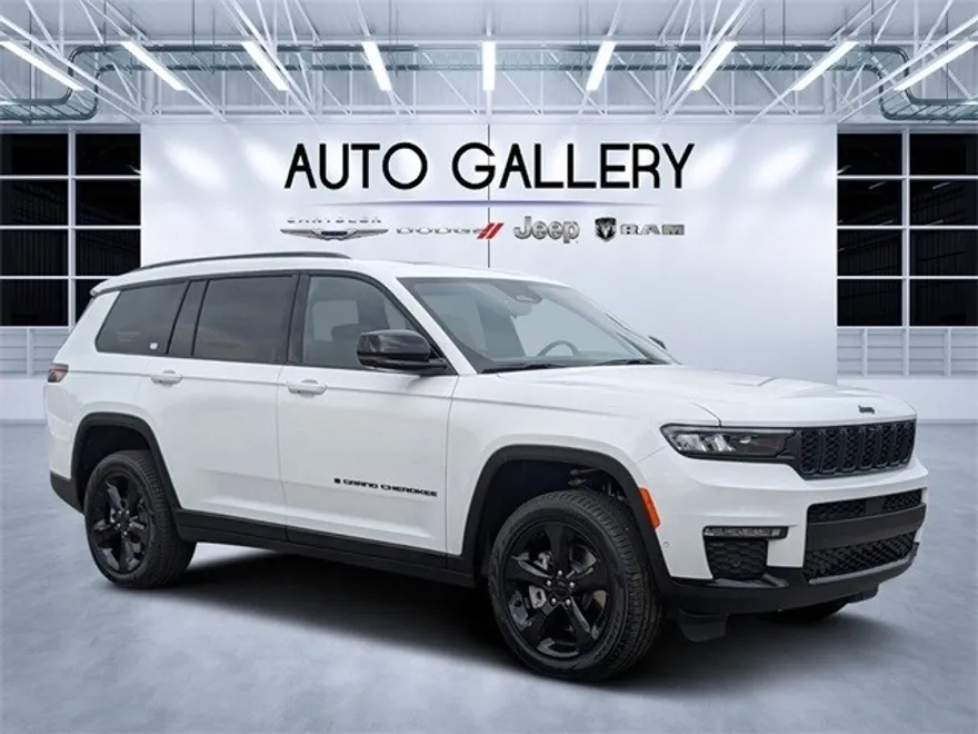 2025 Jeep Grand Cherokee L photo 1