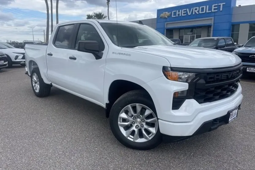 2026 Chevrolet Silverado 1500 Custom photo 1