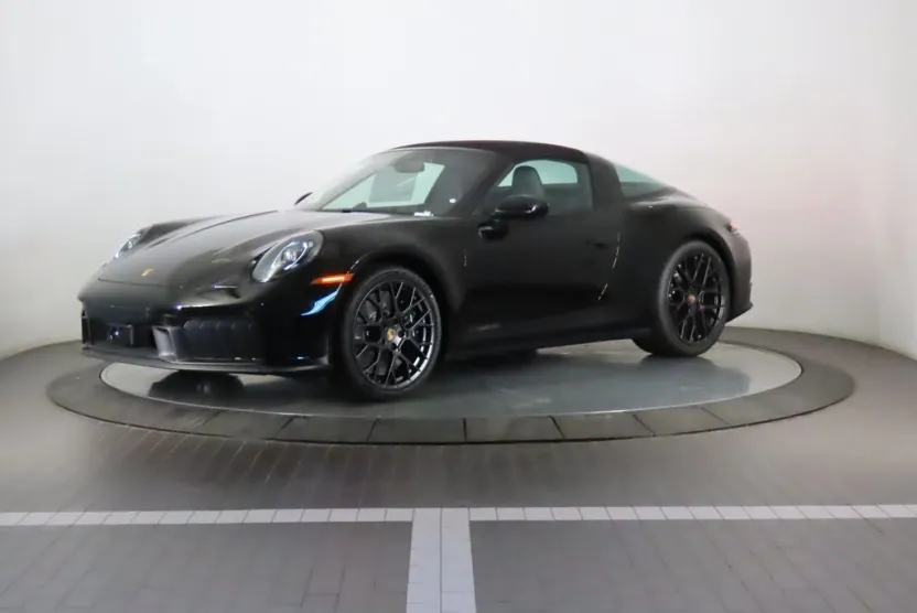 2025 Porsche 911 Targa 4 GTS photo 1
