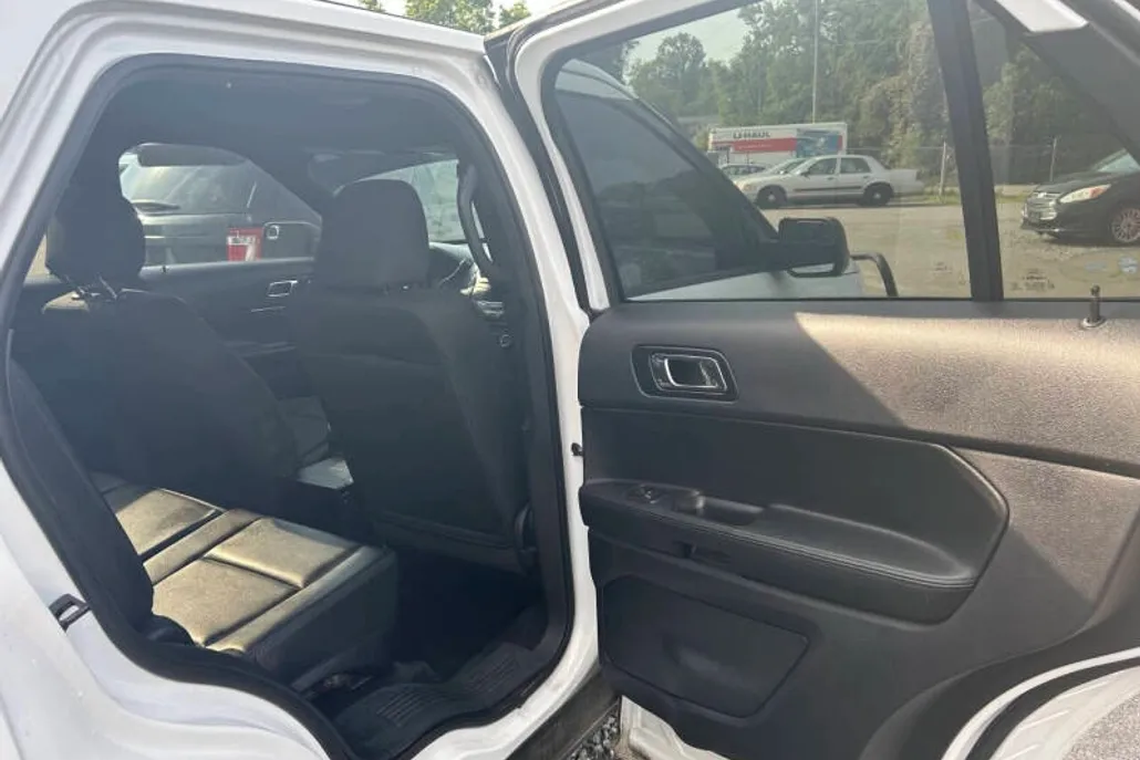 2018 Ford Explorer photo 1