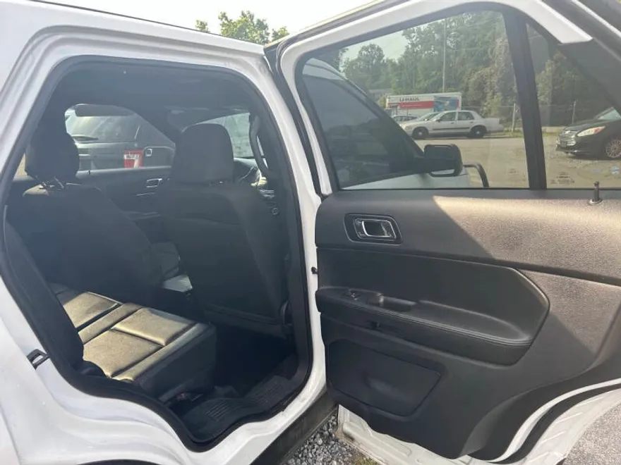 2018 Ford Explorer photo 1