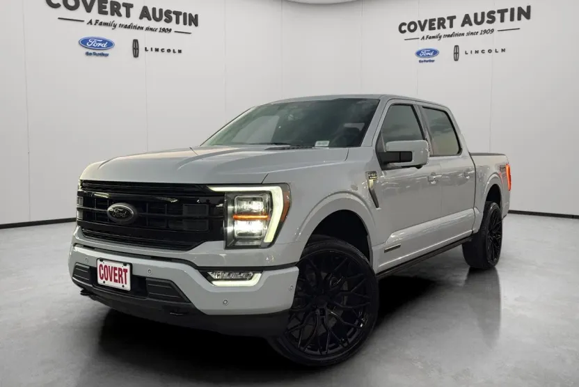 2023 Ford F-150 Platinum photo 1