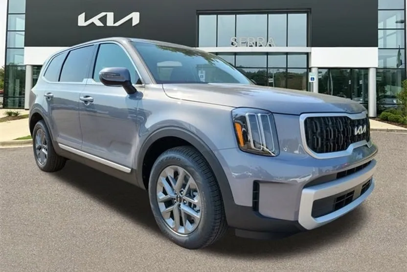 2025 Kia Telluride LX photo 1