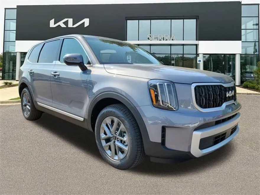 2025 Kia Telluride LX photo 1
