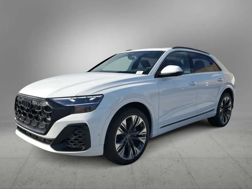 2025 Audi Q8 55 Premium Plus photo 1