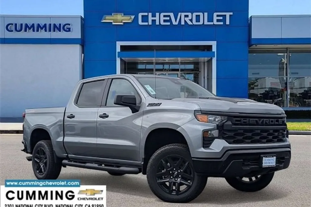 2025 Chevrolet Silverado 1500 Custom Trail Boss photo 1