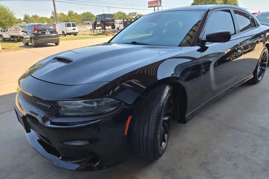 2020 Dodge Charger R/T photo 1