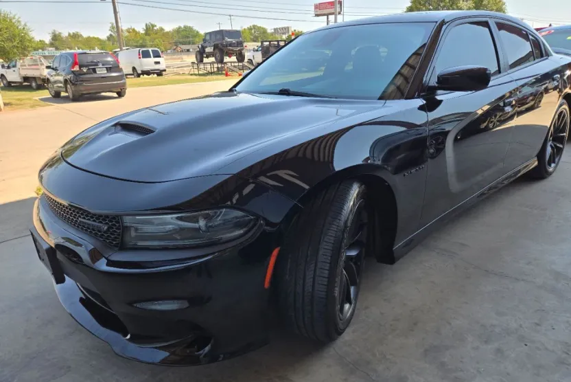 2020 Dodge Charger R/T photo 1