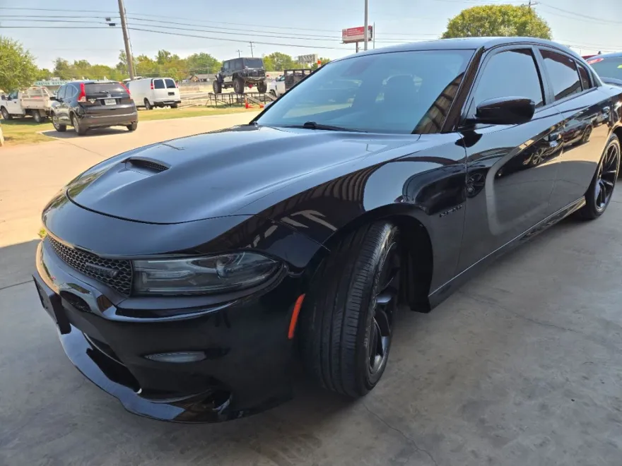 2020 Dodge Charger R/T photo 1
